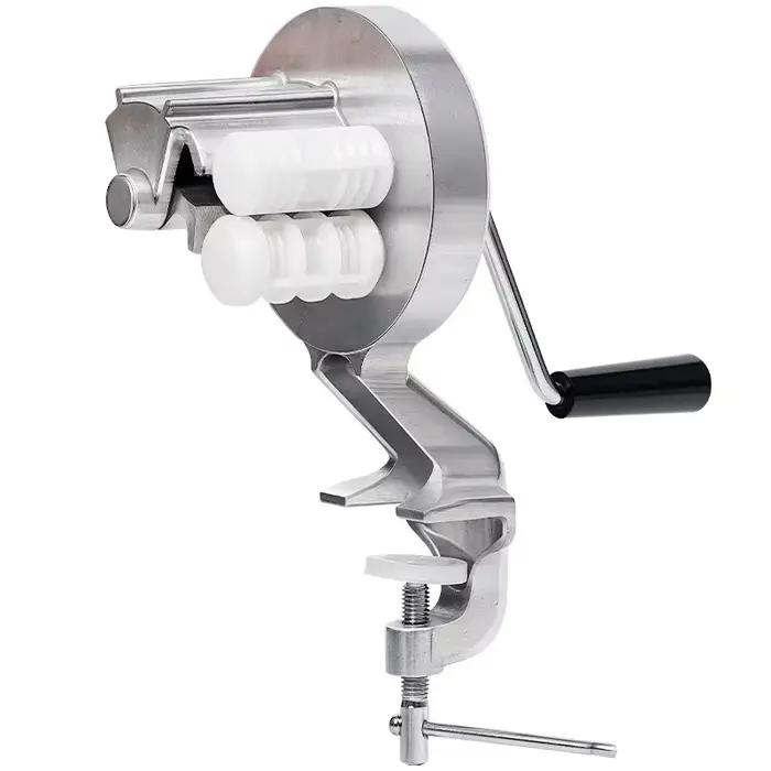 La machine à fabriquer des Cavatelli fabrique des pâtes Gnocchi authentiques pour une cuisine italie