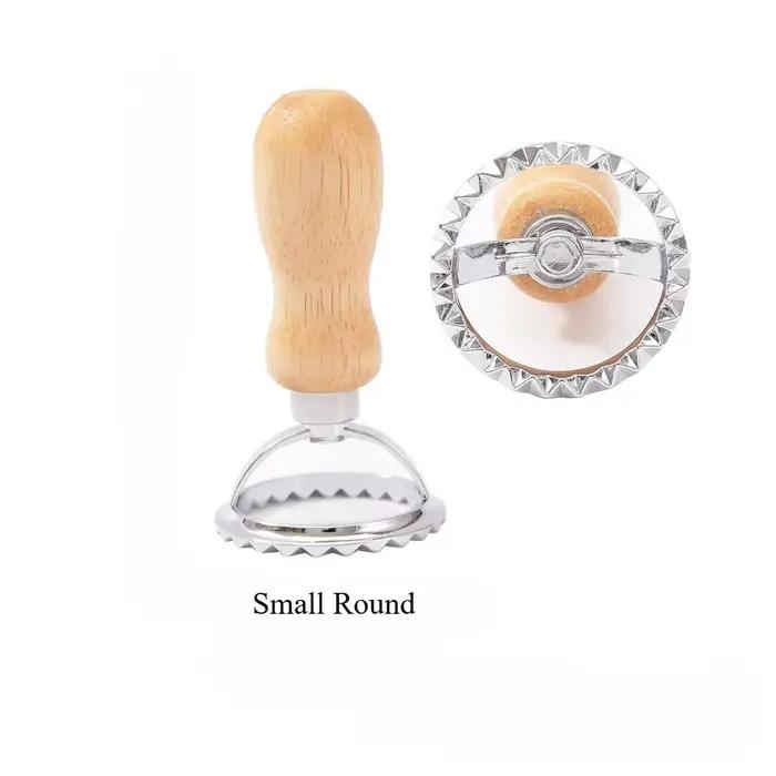 Ensemble de tampons pour raviolis, coupe-biscuits avec poignées en bois et bords rainurés, adapté au