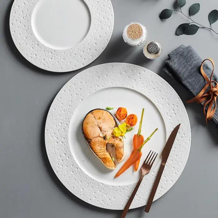 Vaisselle blanche pure assiette à Steak Cuisine occidentale usage domestique pâtes italiennes