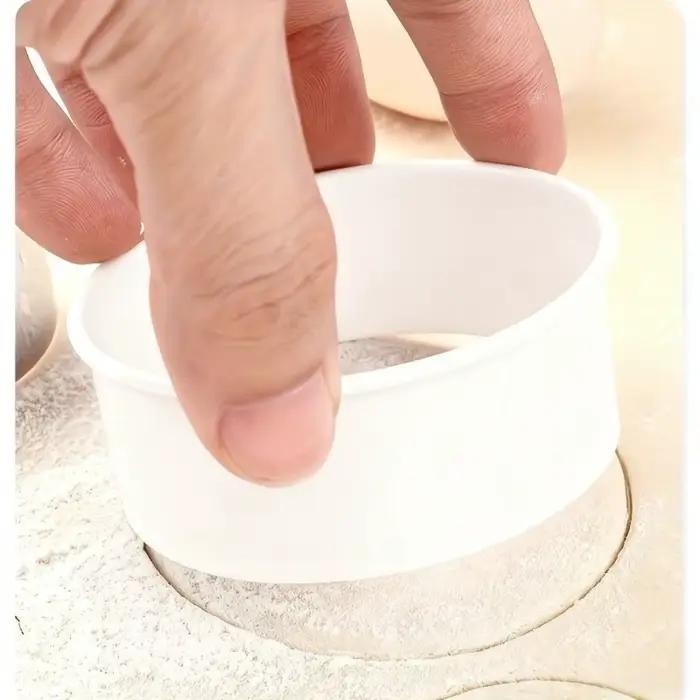 Lot de 5 emporte-pièces ronds multi-tailles en plastique pour pâtisserie