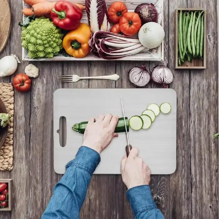 Planches à découper en titane pour la cuisine