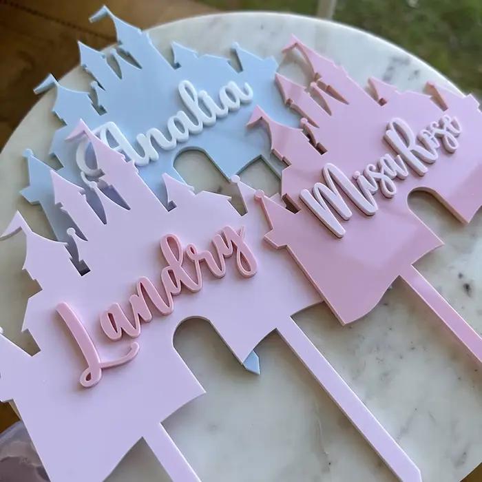 Décorations de gâteaux personnalisées en acrylique |   Décorations de gâteau personnalisées en forme de château de princesse |   Inserts en acrylique pour gâteaux |   Plusieurs options de couleurs