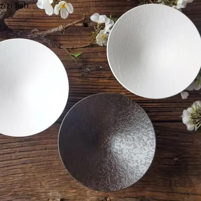 Assiettes à pâtes hautes en céramique
