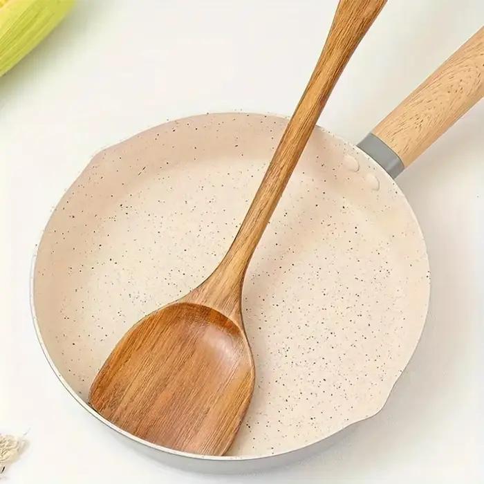 Spatule domestique en bois