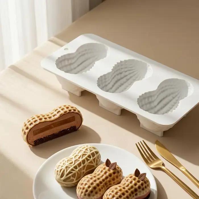Moule en silicone multi-usage 3 cavités en forme d'arachide pour mousses, gâteaux et pâtisseries