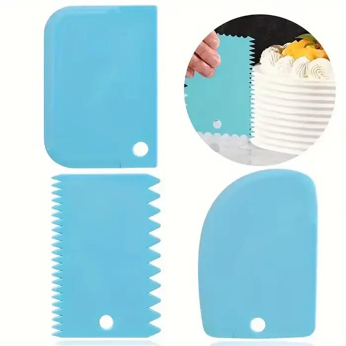 Ensemble plus lisse de grattoir à gâteau 3 pièces, outil plus lisse de glaçage de gâteau pour la décoration de gâteau, grattoir à pâte en plastique outils de cuisine multifonctionnels