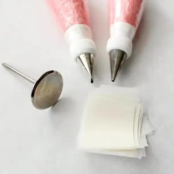 Papier de décoration crème