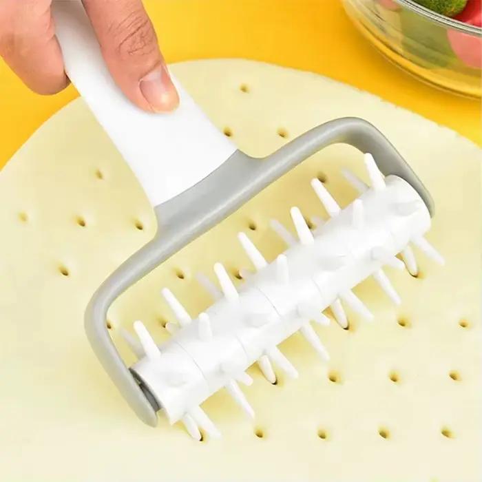 1 pièce Perforateur à pizza en PP