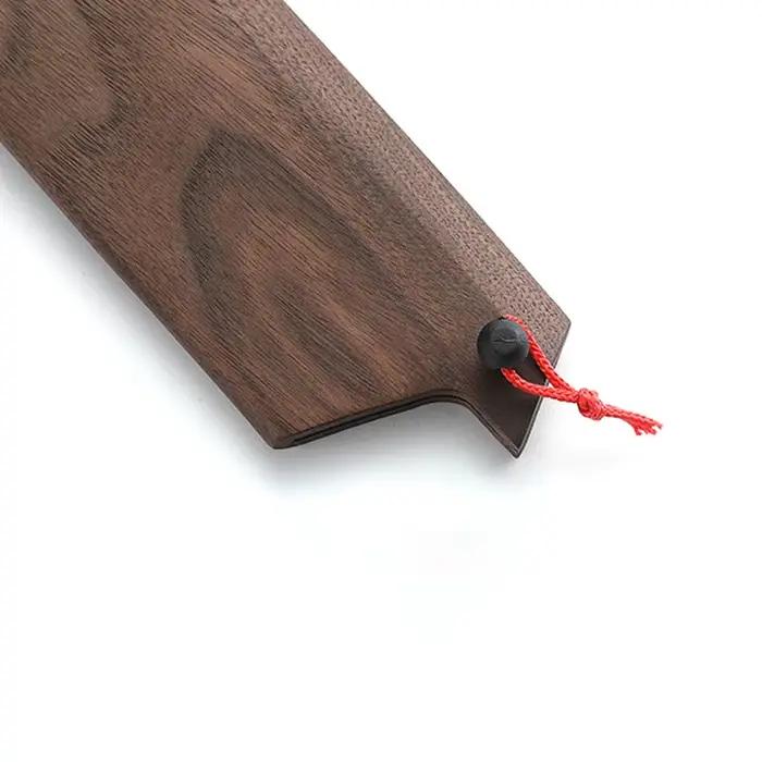 Gaine de couteau en bois