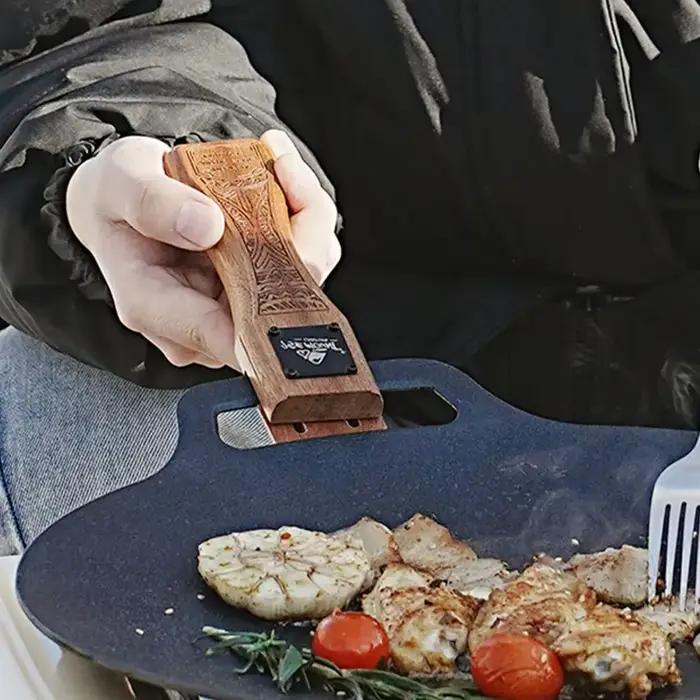 Poignée de poêle à griller anti-brûlure Poignée en bois solide Poignée ajustable Clip de plaque de barbecue Poignée isolée Outils de cuisine pour le camping et le pique-nique