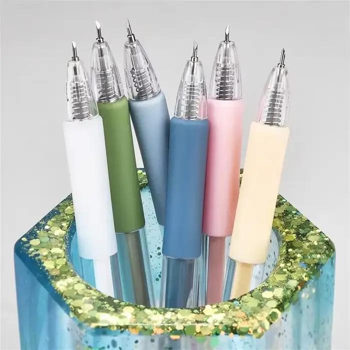 Couteau utilitaire d'art