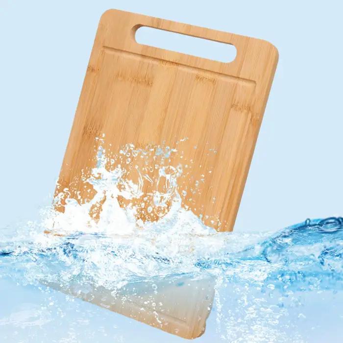 Planche à découper en bois