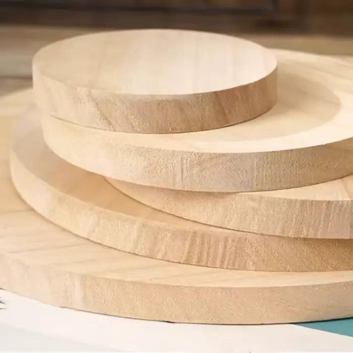 Planche ronde en bois massif de pin