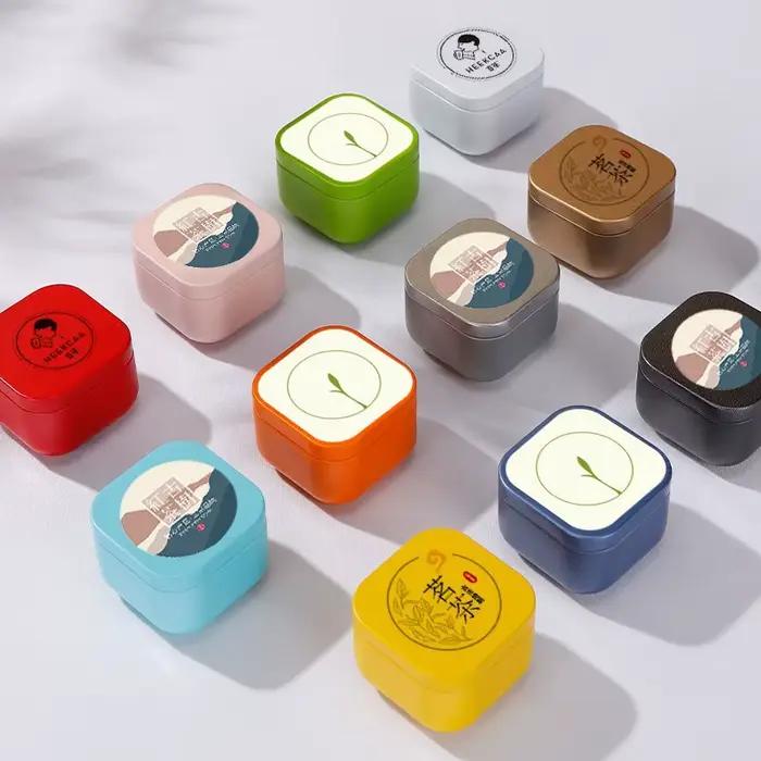 Mini boîte en fer blanc de couleur unie