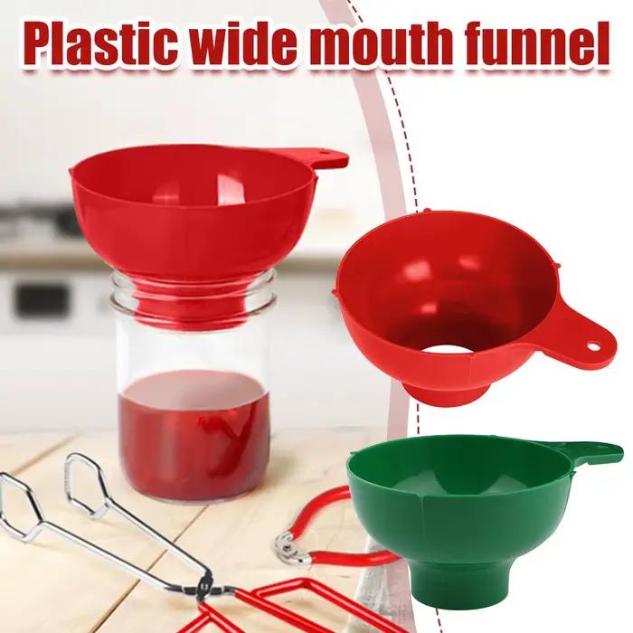 Entonnoir en plastique en conserve