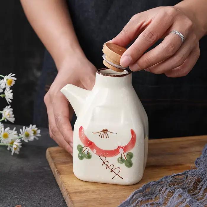 Pot à Sauce en céramique, distributeur de vinaigre de Style japonais, outil d'assaisonnement de Sauce soja, bouteille verseuse d'huile d'olive avec couvercle étanche