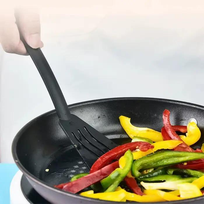 Ensemble d'ustensiles de cuisine en nylon