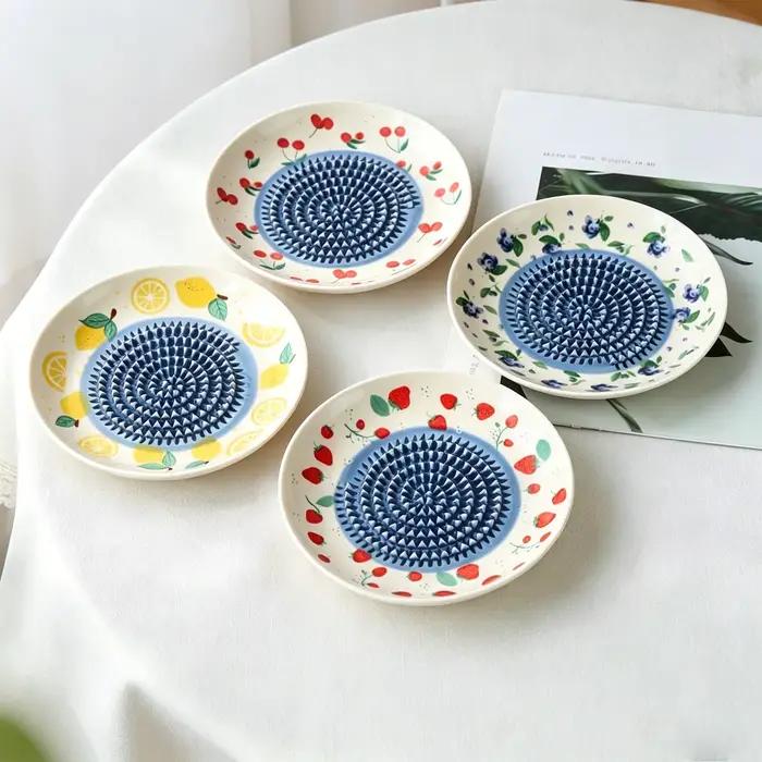 Râpe à ail en céramique ronde manuelle