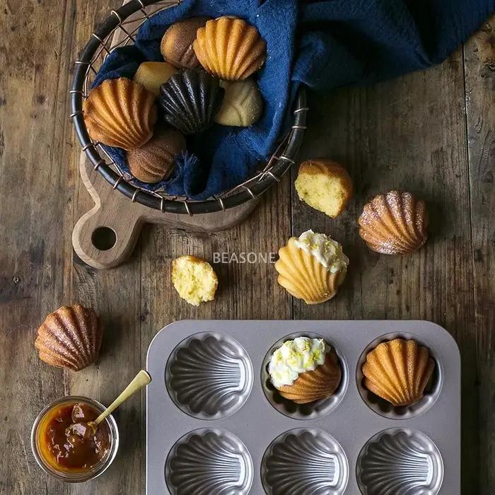 Moule à gâteau de madeleine en forme de cœur en métal pour gâteaux romantiques et décorations de desserts pour femmes occasions spéciales