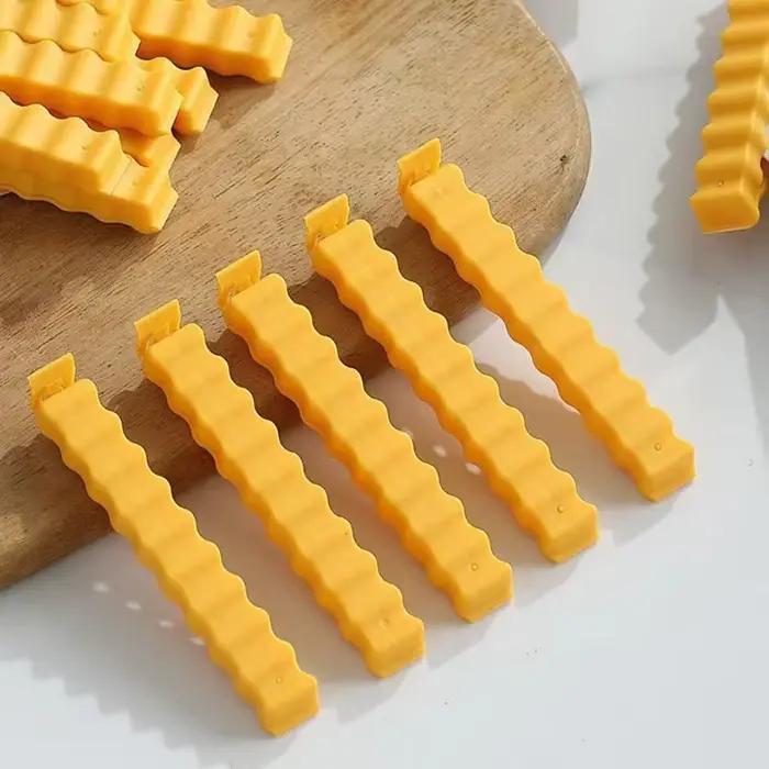 12 pièces en forme de pomme de terre Portable cuisine stockage alimentaire Snack joint sac Clips scellant pince ABS outil magnétique réfrigérateur aimant