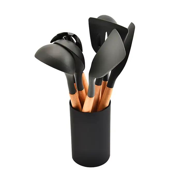 Ensemble d'ustensiles en silicone avec manche en bois pour cuisine et pâtisserie, résistants, respectueux de l'environnement et adaptés pour tous les types d'aliments et de préparation