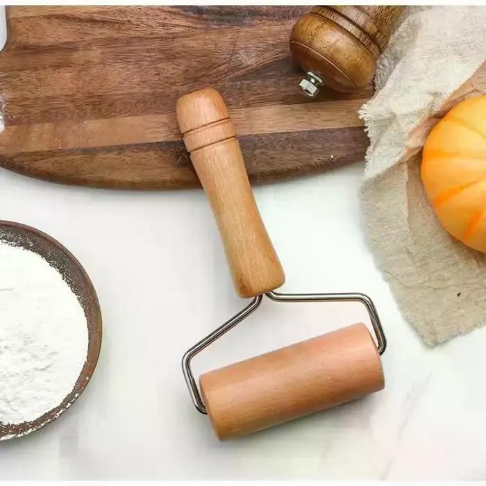 Rouleau à pâtisserie et à pizza en bois