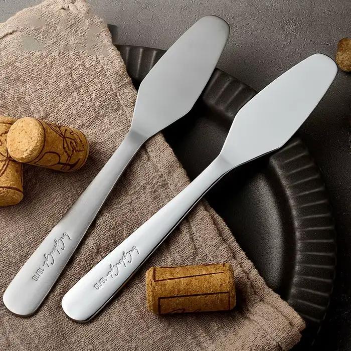 Coupe-beurre en acier inoxydable multifonctionnelle pour fromage beurre confiture prise confortable occasion spéciale famille amis brunches fêtes de fin d'année