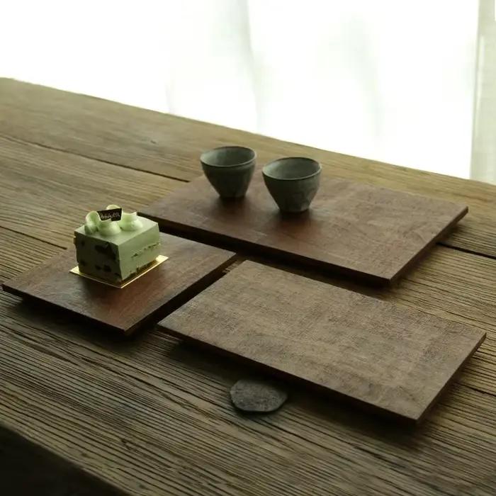 Plateau en noyer japonais