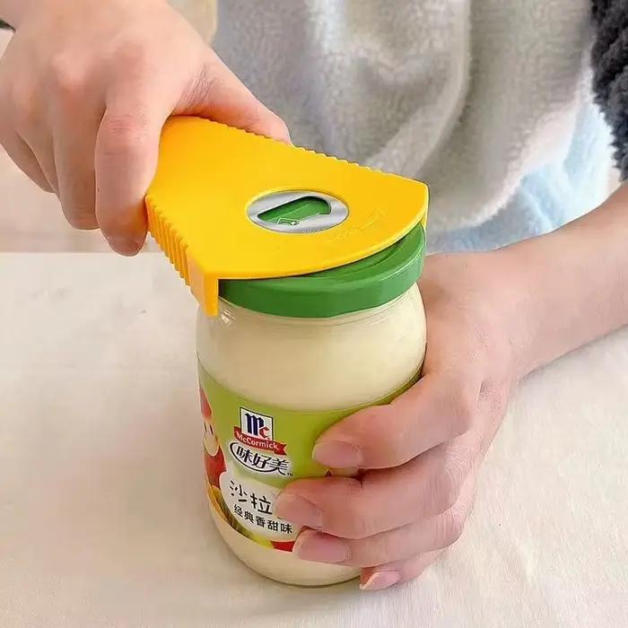 Ouvre-boîte multifonctionnel