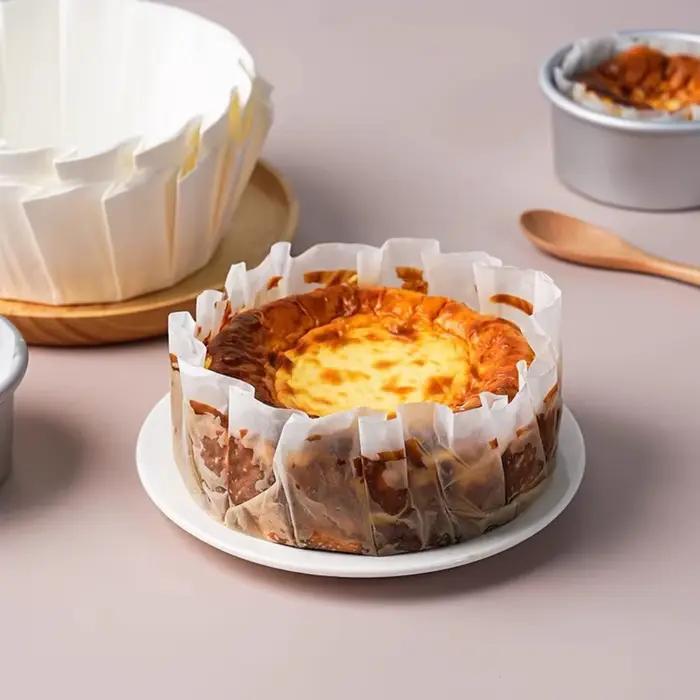 Papier à huile non stick Basque bleu ciel clair chocolat pour gâteaux mousses cheesecakes occassions spéciales pâtisserie professionnelle