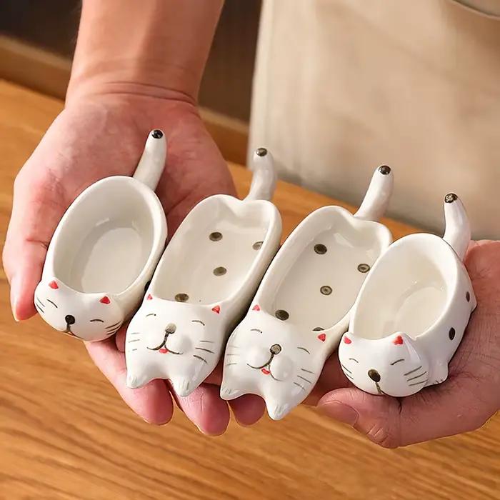 Mini bols en céramique chat mignon pour assaisonnements et petits en-cas à offrir pour occasions spéciales chez soi ou restaurant