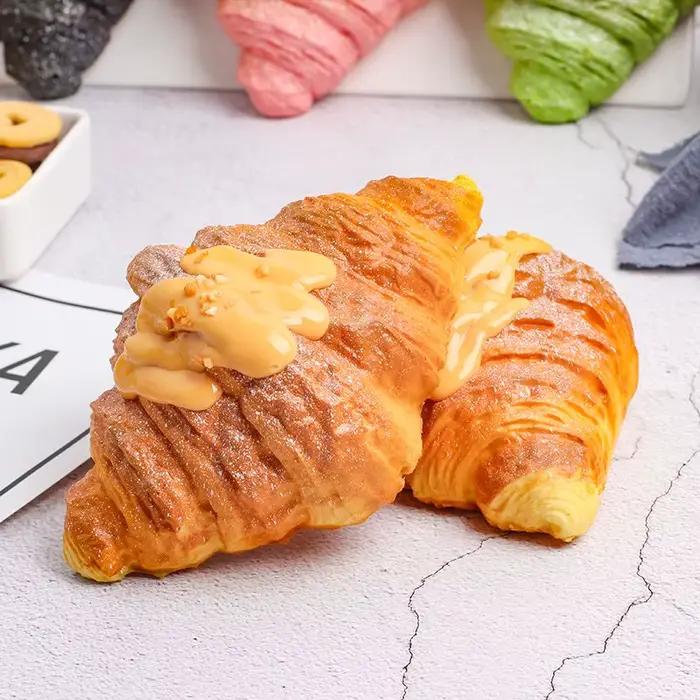 1 pièces rebond lent judicieux pain pétrissage simulation croissants pop bouffées modèle alimentaire accessoires de tir ornements de fenêtre
