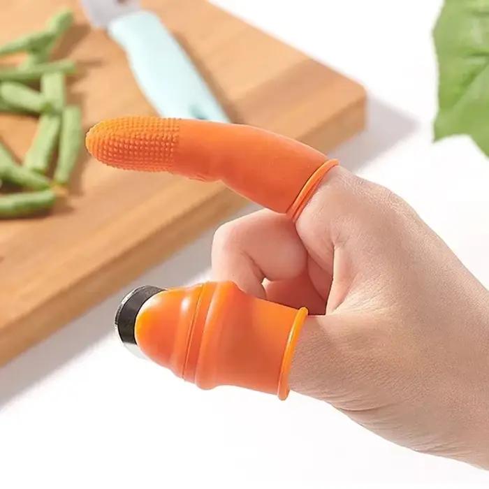 Couteau à pouce pour la cueillette des légumes (poivrons