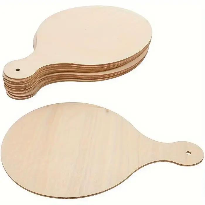 Planche à découper en bois artisanale avec poignée