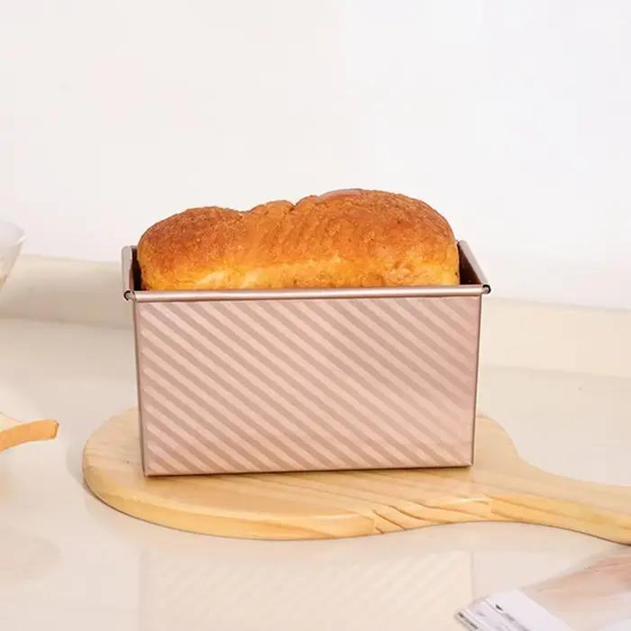Poêle à pain Pullman antiadhésive avec couvercle