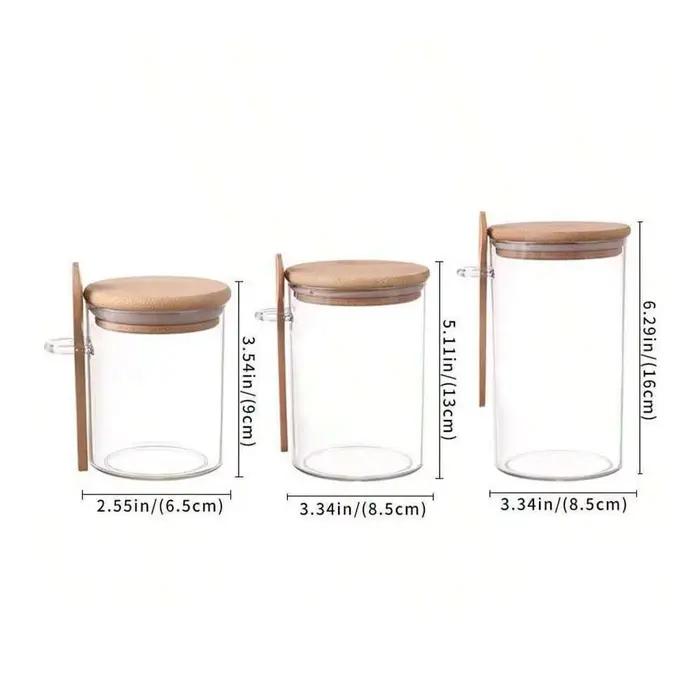 Boîte scellée transparente avec couvercles et cuillères
