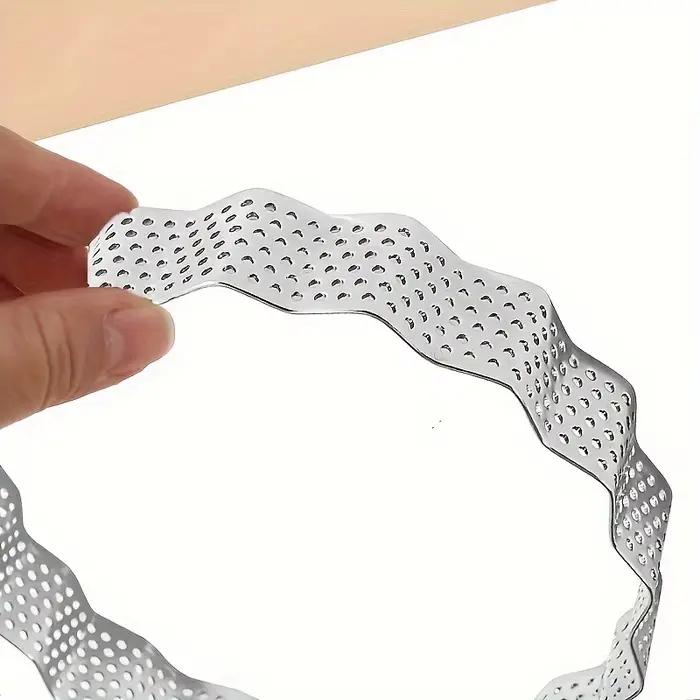 Anneaux à tarte perforés en acier inoxydable, moules à gâteaux ronds antiadhésifs résistants à la chaleur pour la cuisson, idéaux pour le noël