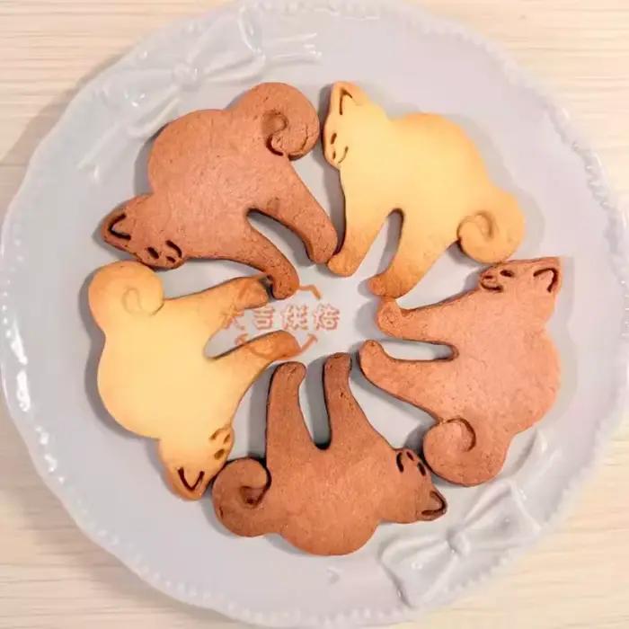 Dessin animé mignon chat emporte-pièce 3D animaux biscuits Fondant moule gâteau décoration loutre de mer cuisine bricolage moules de cuisson