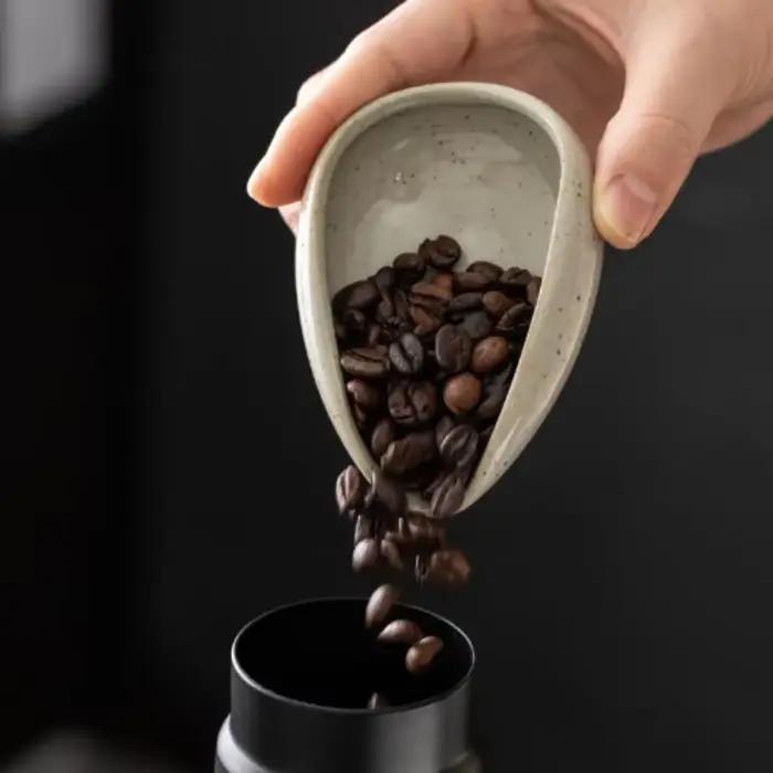 Accessoires de café, articles compacts en céramique