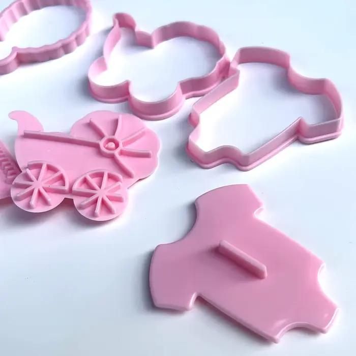 Coupe-biscuits 4 pièces thème bébé pâte timbre en plastique 3D dessin animé pressable Biscuit moule confiserie cuisson
