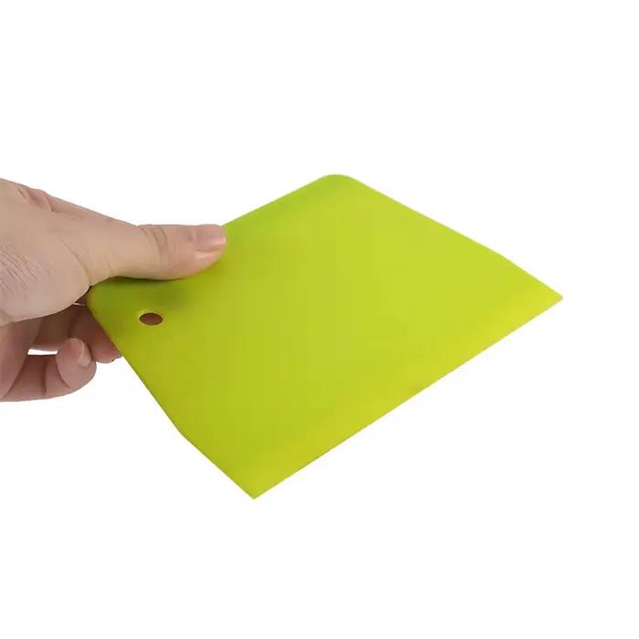 Spatule en plastique pour crème à gâteau