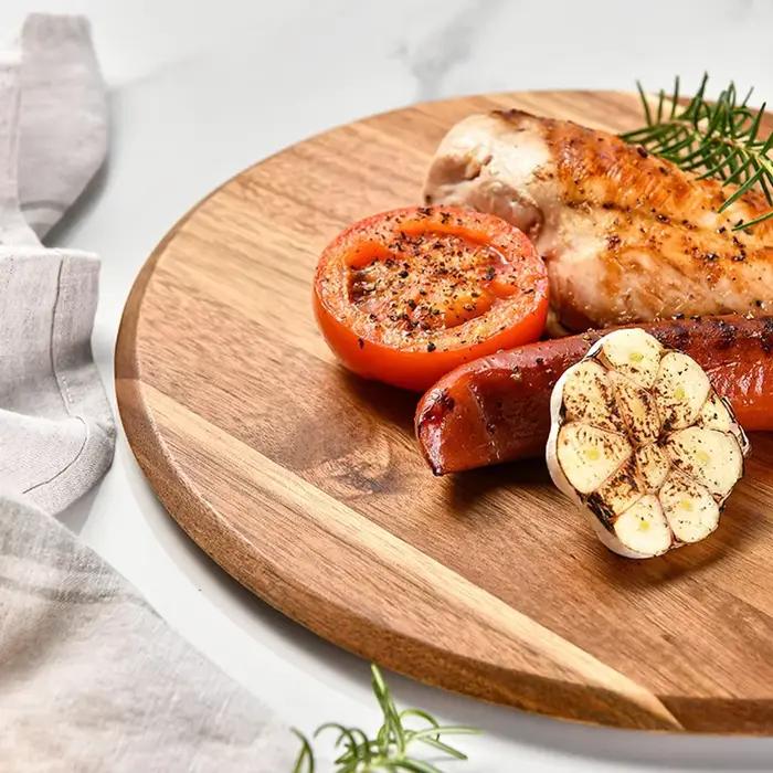 Planche à pizza ronde en bois rouge pour la cuisine et le service, découpe, présentation de gâteaux, cadeau pour les chefs et les amateurs de cuisine