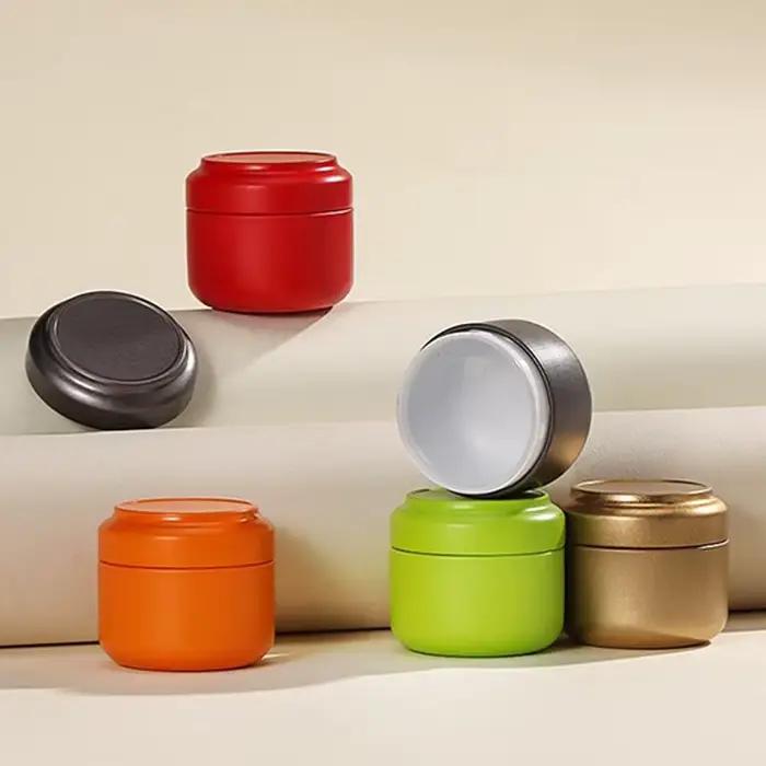 Mini boîte en fer blanc de couleur unie