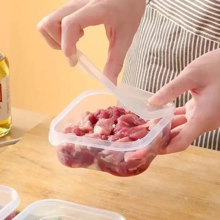 Petites boîtes de conservation des aliments