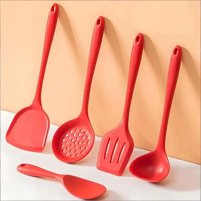 Ensemble d'ustensiles de cuisine en silicone de qualité alimentaire