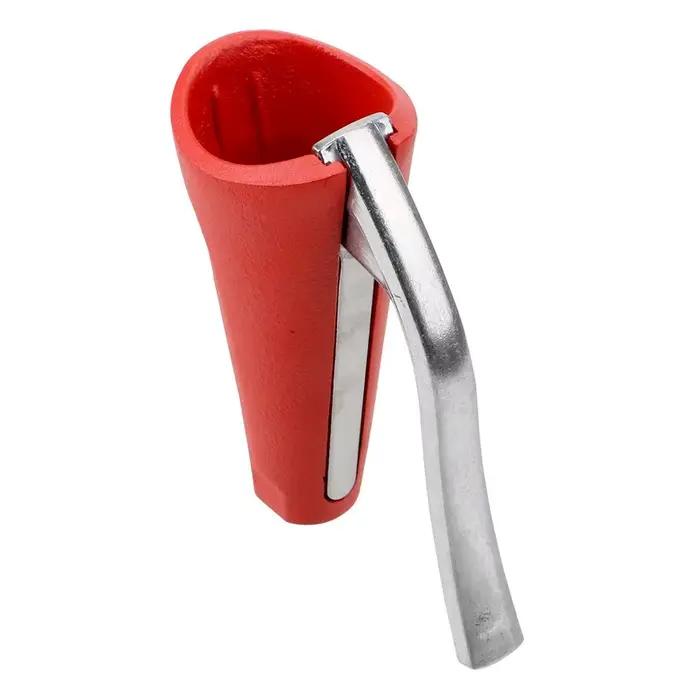 Pince à noisettes en alliage de Zinc Durable, ouvre-écrou en forme d'entonnoir noir et rouge, décortiqueur, pince à noix d'amande, outils de cuisine