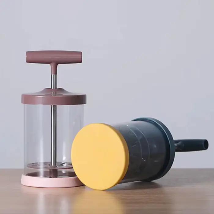 Distributeur manuel de crème fouettée