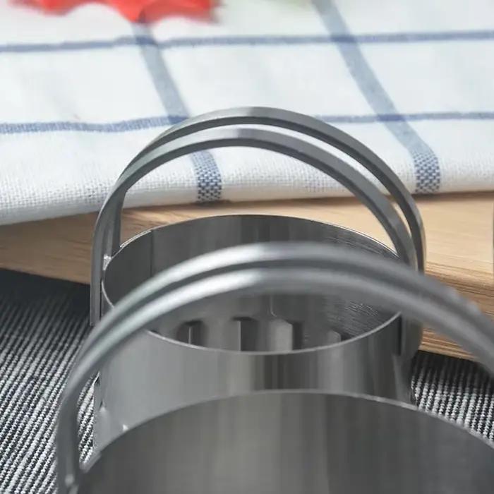 Emporte-pièces rond en acier inoxydable avec poignée