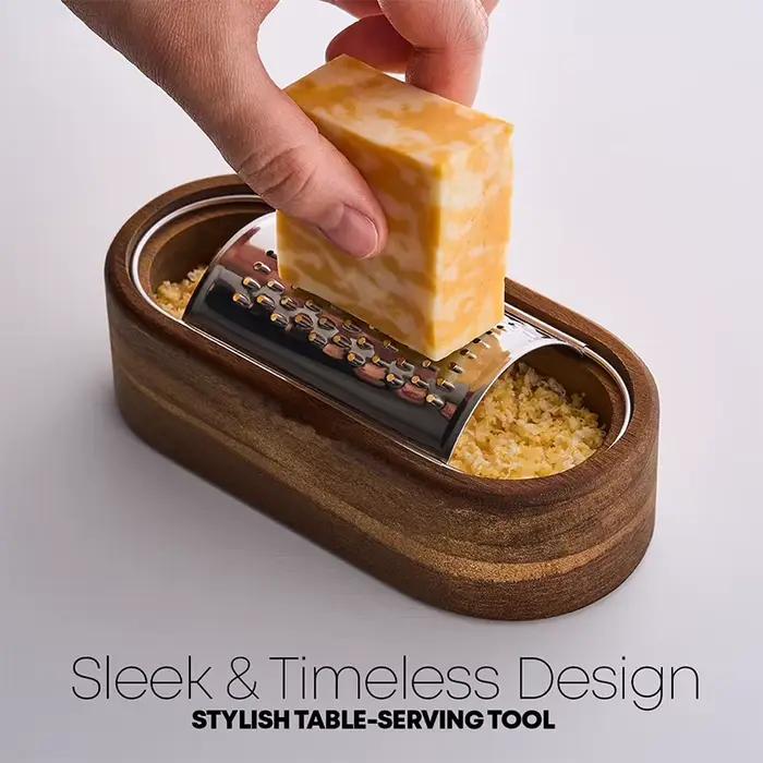 Râpe à fromage avec récipient en bois 304
