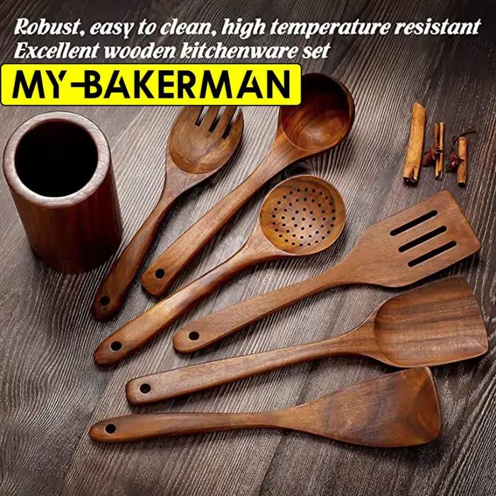 Ensemble d'ustensiles de cuisine en bois